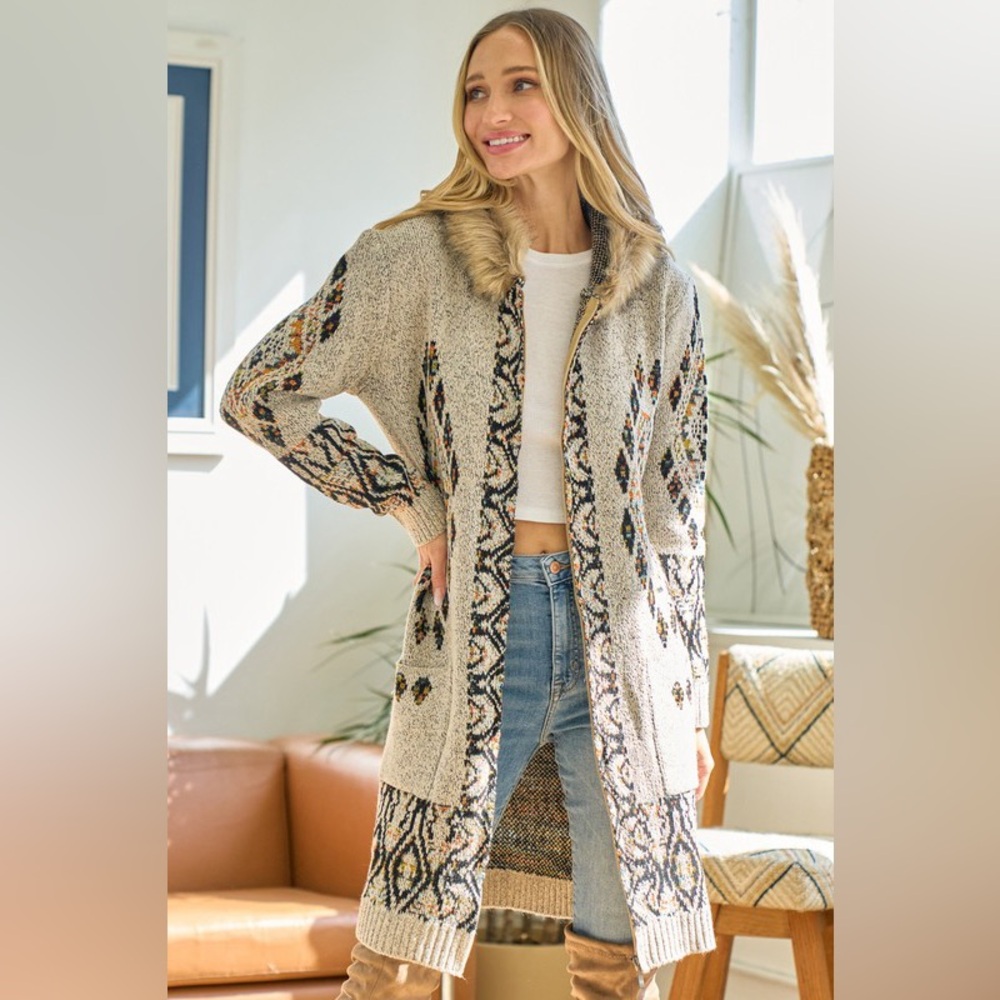 322. LAST 1!🛑 AT COST! Bohemian FAUX FUR hood Sweater tan Aztec Cardigan zip - Picture 7 of 8